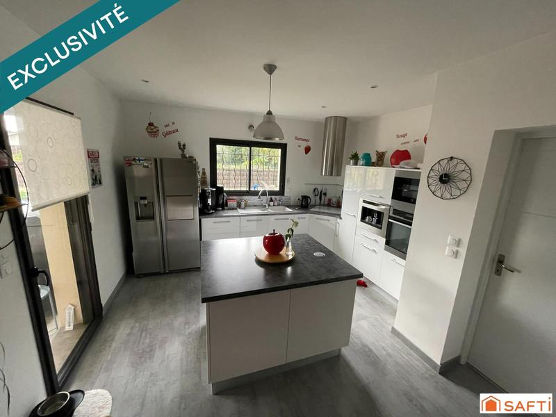 Maison - 159 m² - 5 pièces