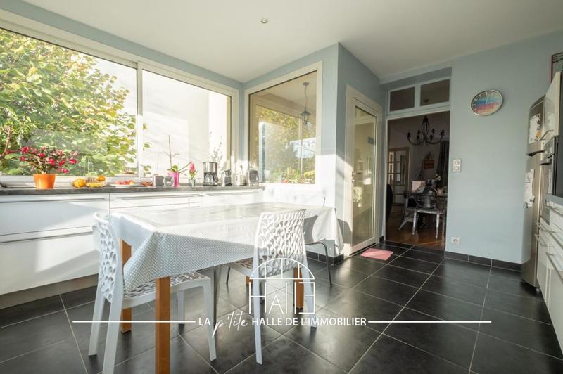 Maison - 123 m² - 6 pièces