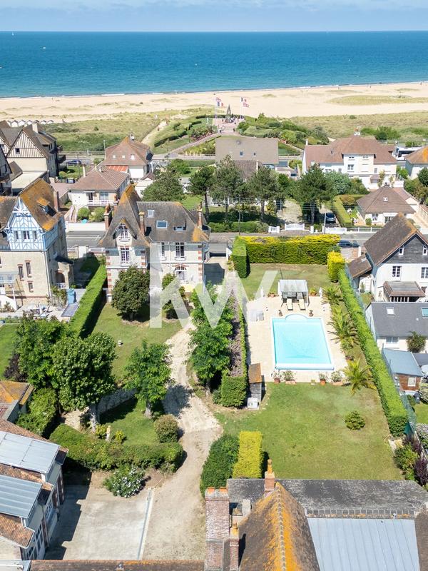 Maison - 172 m² - 8 pièces