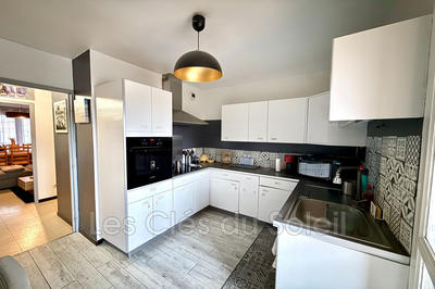 Appartement - 79 m² - 3 pièces