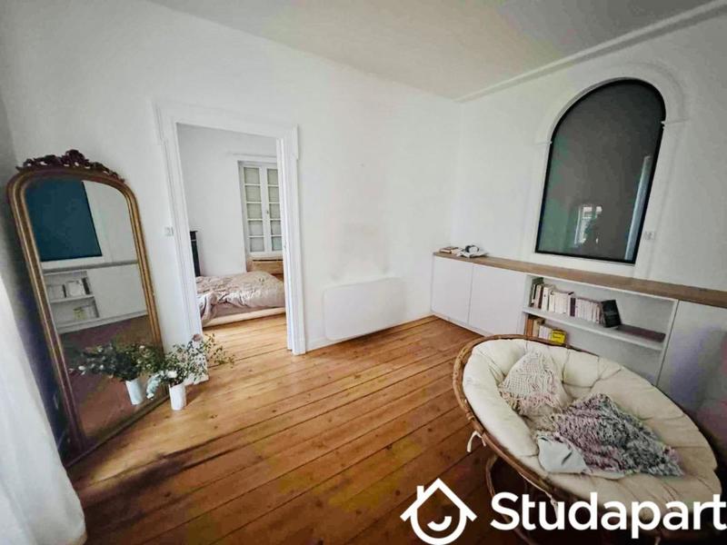 Appartement - 80 m² - 4 pièces