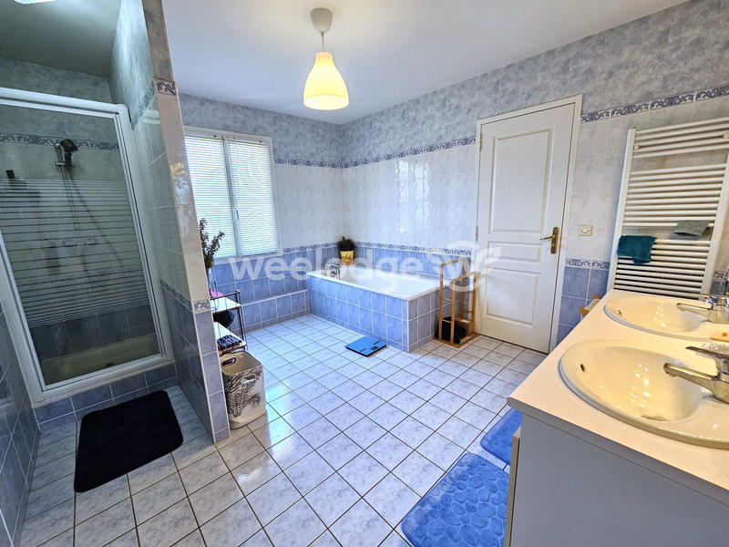 Maison - 130 m² - 5 pièces