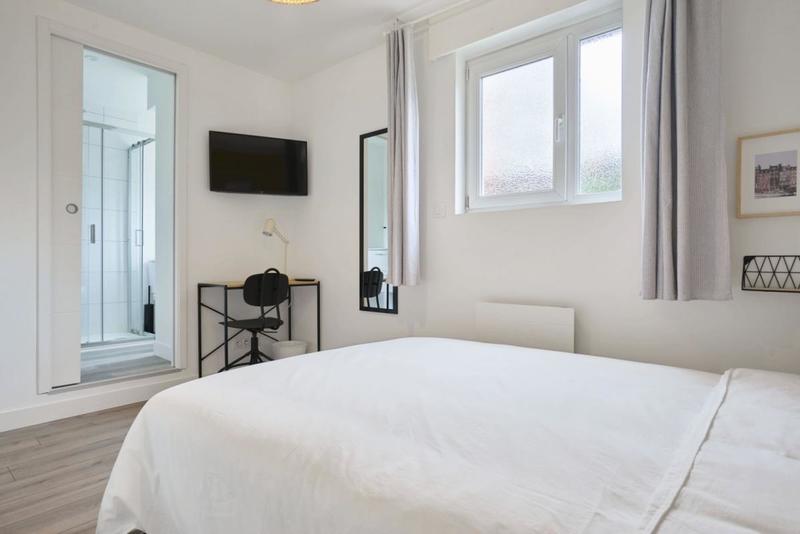 Appartement - 104 m² - 6 pièces