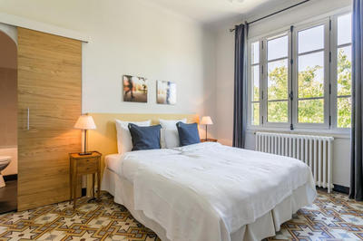 Bastide - 350 m² - 12 pièces