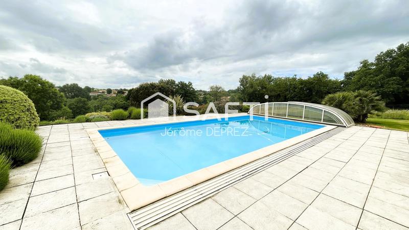 Maison - 150 m² - 8 pièces