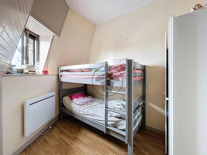 Maison - 93 m² - 5 pièces