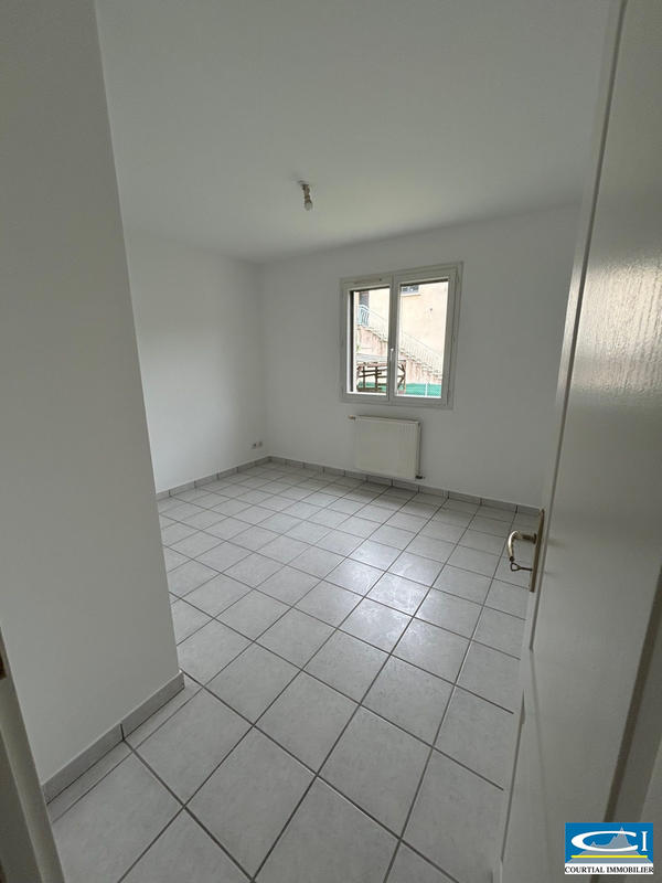 Villa - 90 m² - 4 pièces
