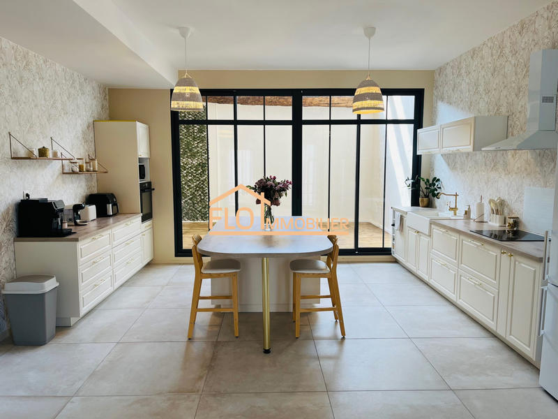 Maison ancienne - 200 m² - 5 pièces