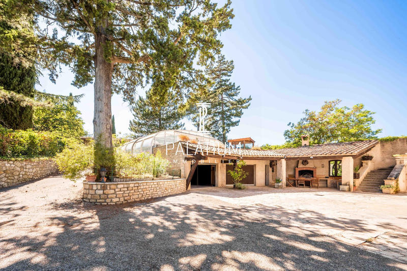 Château - 469 m² - 9 pièces