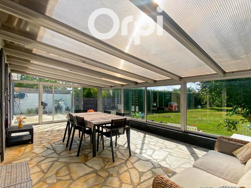 Maison - 137 m² - 7 pièces