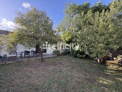 Maison - 84 m² - 3 pièces