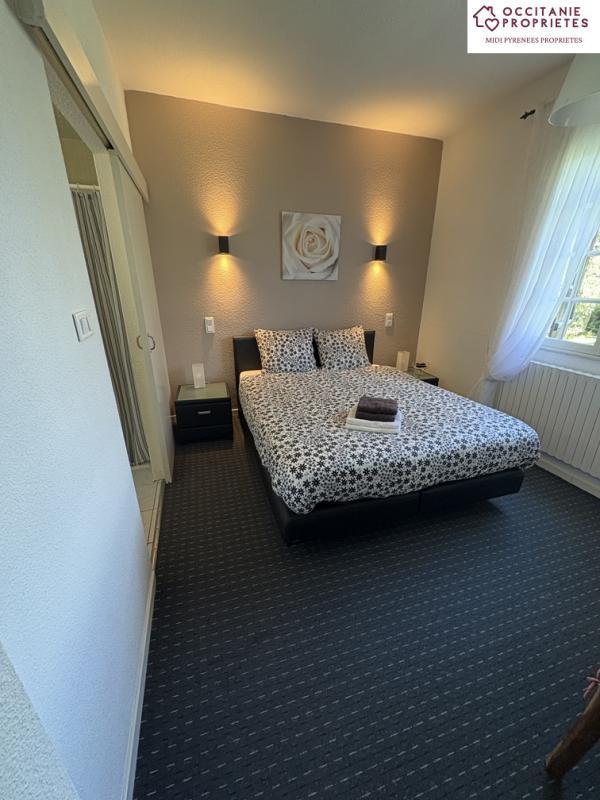 Propriété - 600 m² - 14 pièces