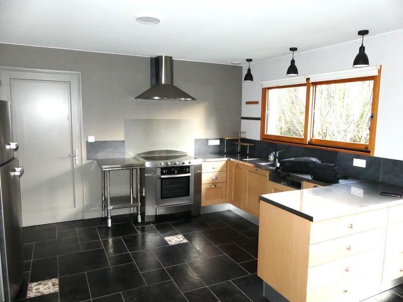 Maison - 85 m² - 4 pièces