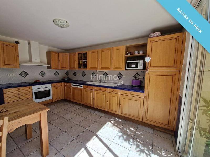 Maison traditionnelle - 194 m² - 7 pièces