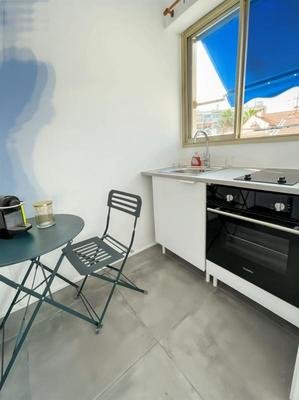 Studio - 28 m² - 1 pièce