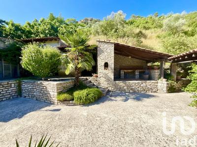 Maison - 158 m² - 4 pièces