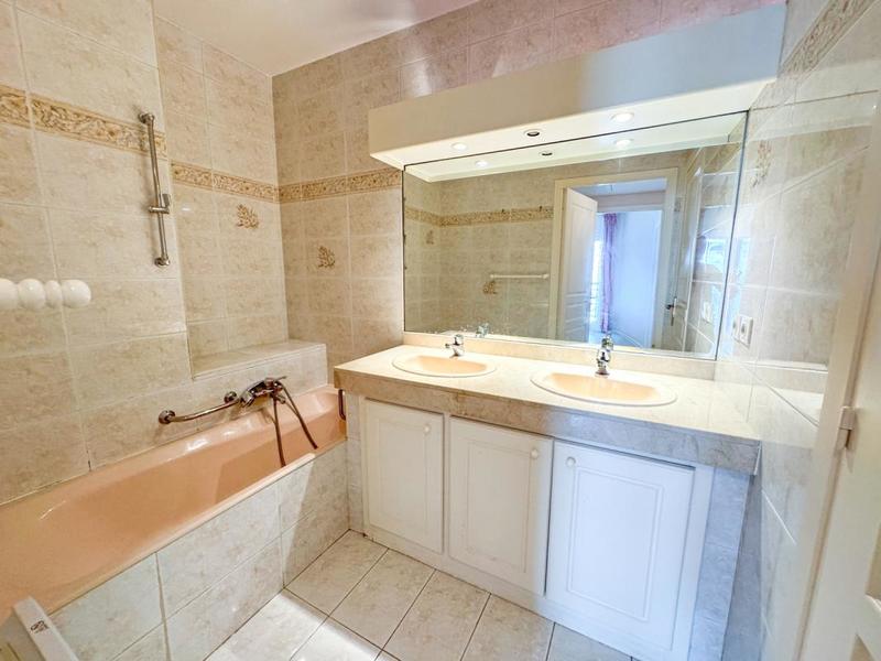 Appartement - 63 m² - 2 pièces