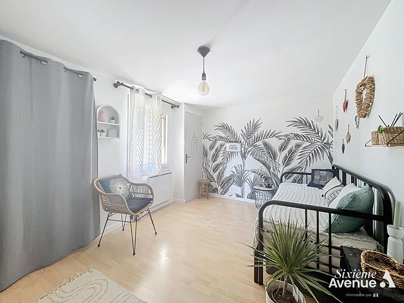 Maison - 127 m² - 5 pièces