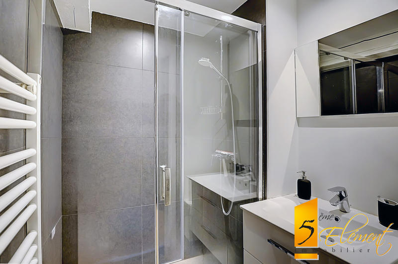 Appartement - 83 m² - 3 pièces