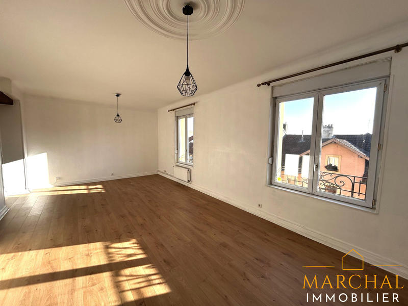 Appartement - 82 m² - 3 pièces