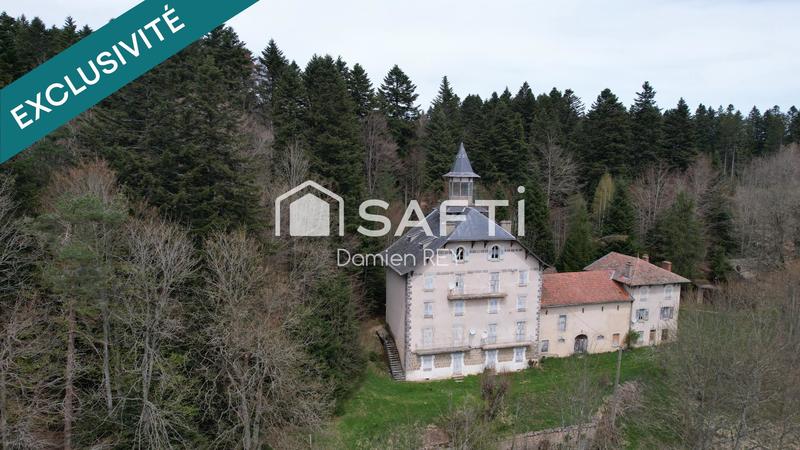 Maison - 670 m² - 45 pièces