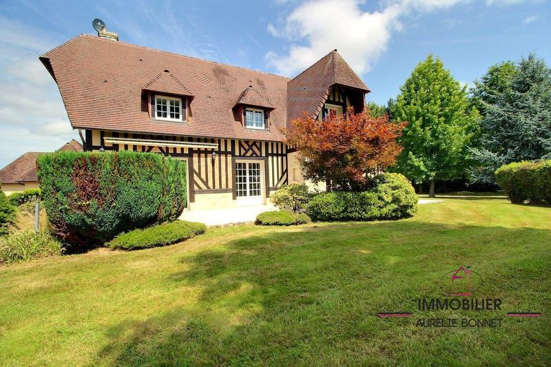 Maison traditionnelle - 130 m² - 7 pièces