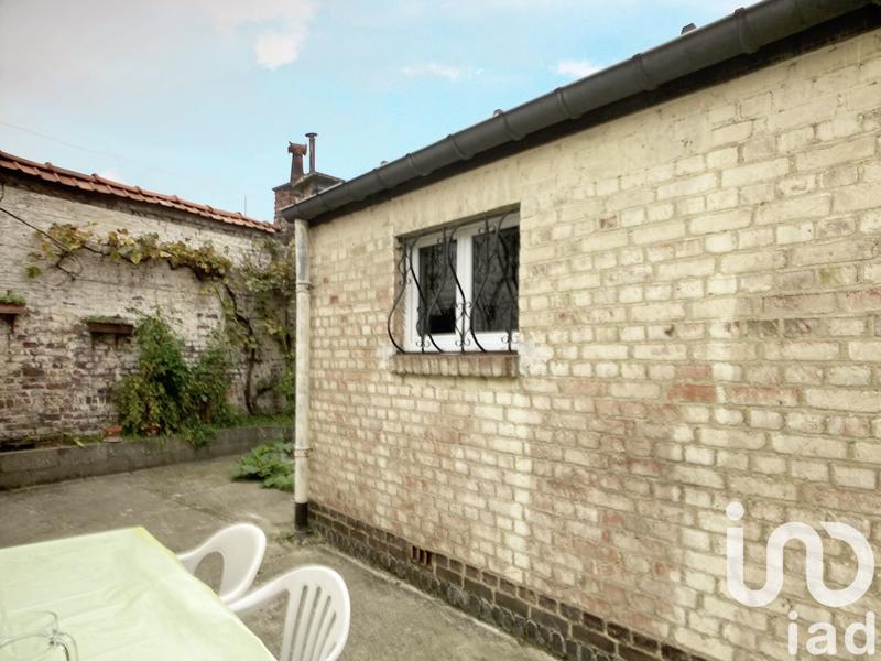 Maison - 99 m² - 5 pièces