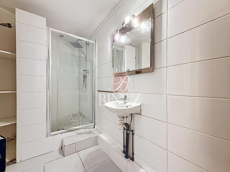 Local commercial - 122 m²