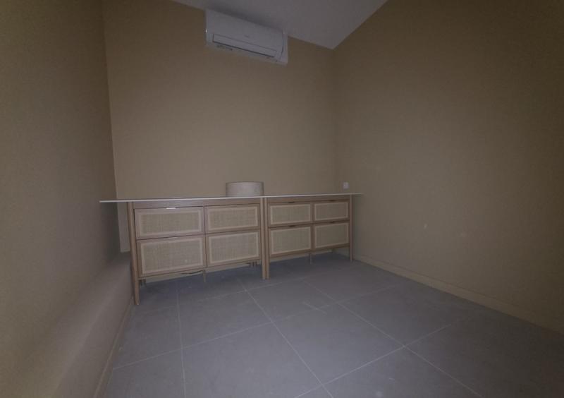 Local commercial - 110 m²