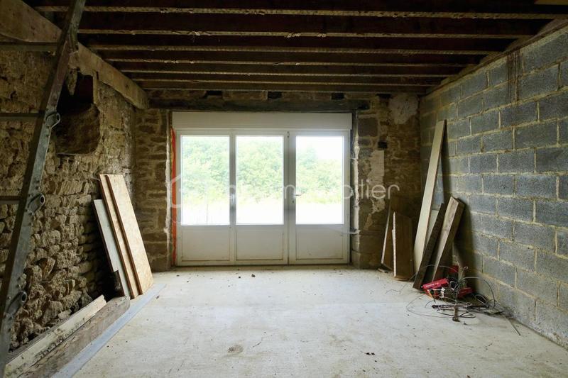 Maison en pierre - 65 m² - 4 pièces