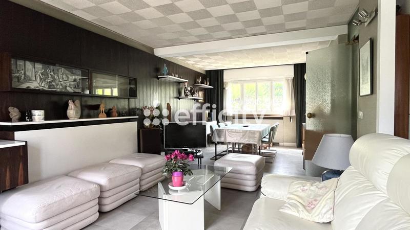 Maison - 143 m² - 5 pièces