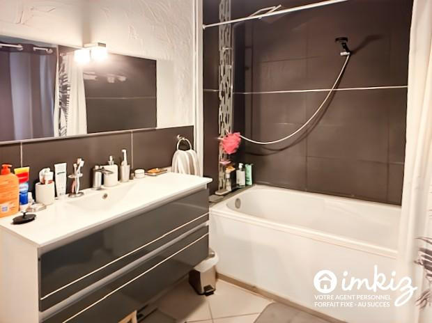 Maison - 84 m² - 3 pièces