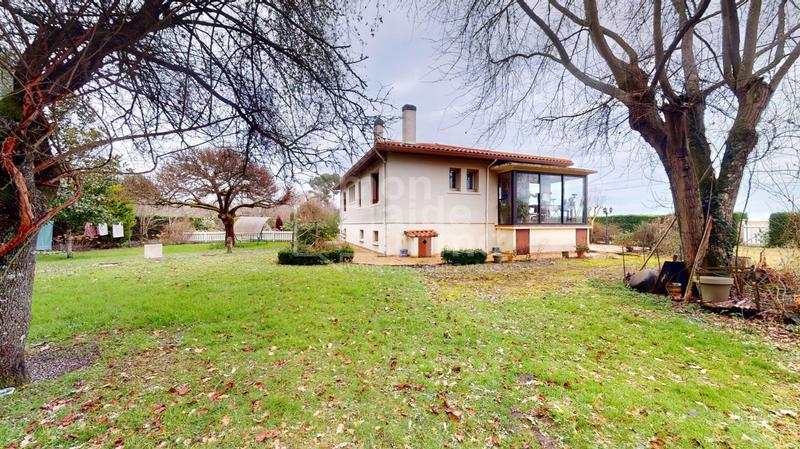 Maison - 145 m² - 5 pièces