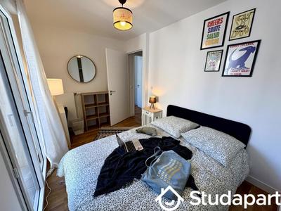 Chambre - 14 m² - 1 pièce