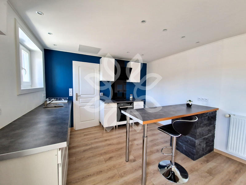 Maison - 95 m² - 4 pièces