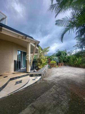 Villa - 200 m² - 5 pièces