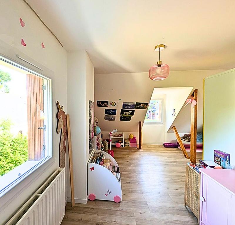 Maison - 145 m² - 7 pièces