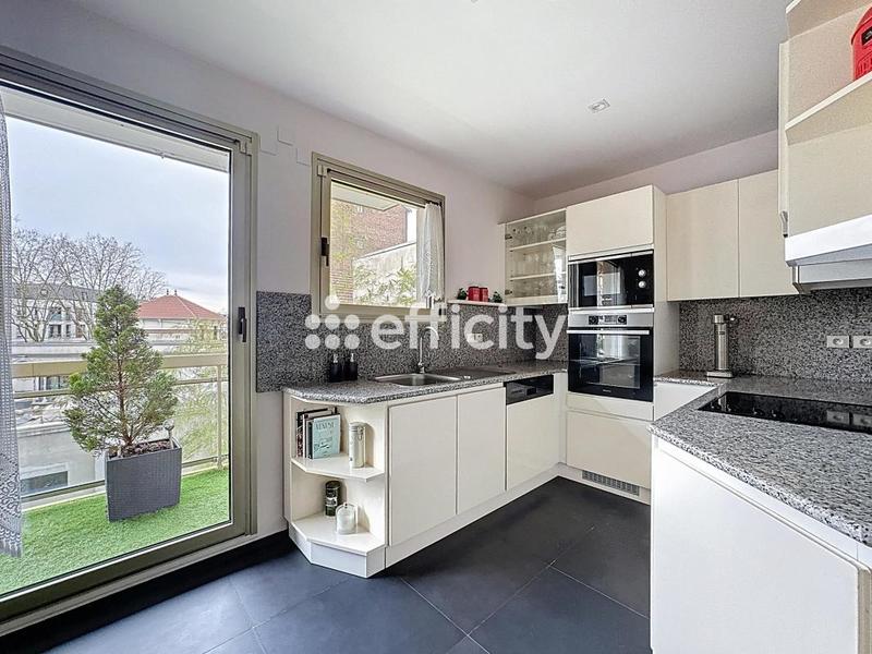 Appartement - 120 m² - 4 pièces