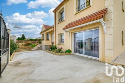 Maison - 163 m² - 7 pièces