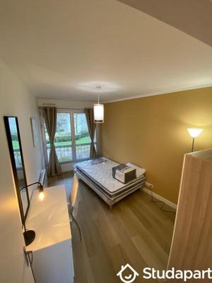 Chambre - 10 m² - 1 pièce