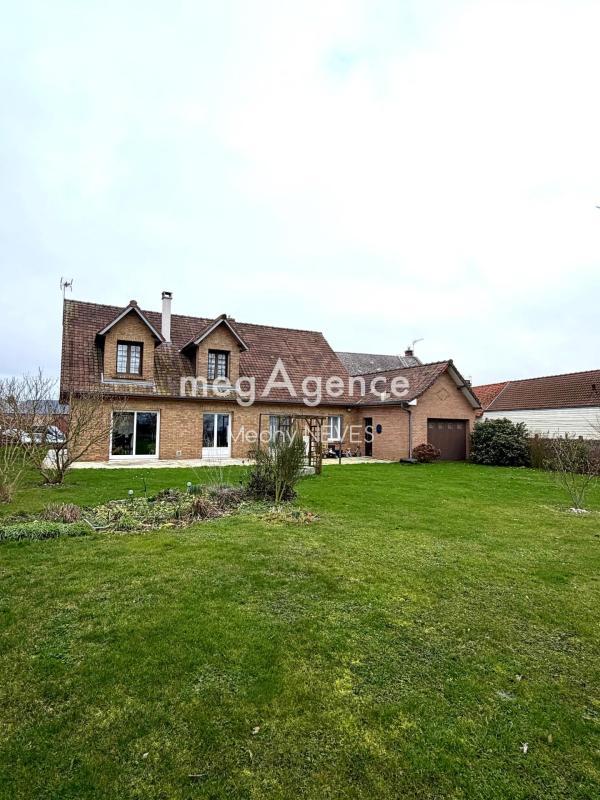 Maison - 122 m² - 8 pièces