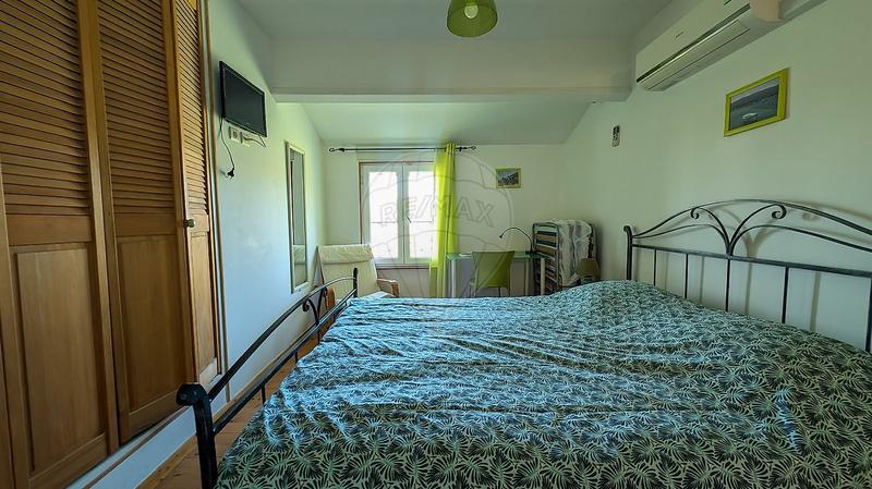 Maison chambre d'hôtes - 240 m² - 8 pièces