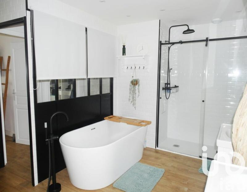 Maison - 125 m² - 5 pièces