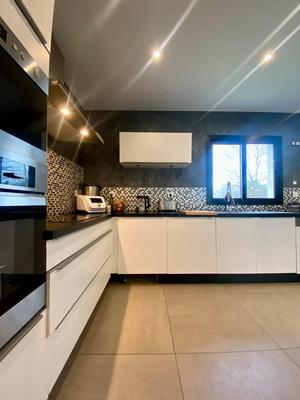 Maison - 165 m² - 6 pièces