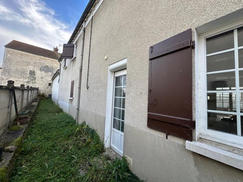 Maison - 200 m² - 6 pièces
