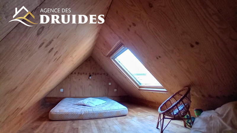 Maison - 95 m² - 5 pièces