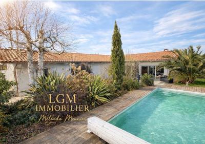 Villa - 207 m² - 4 pièces