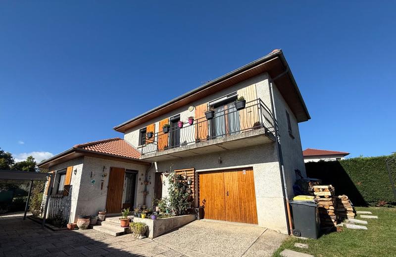 Maison - 102 m² - 4 pièces