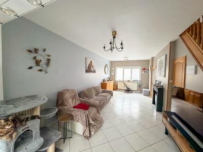 Maison - 97 m² - 5 pièces