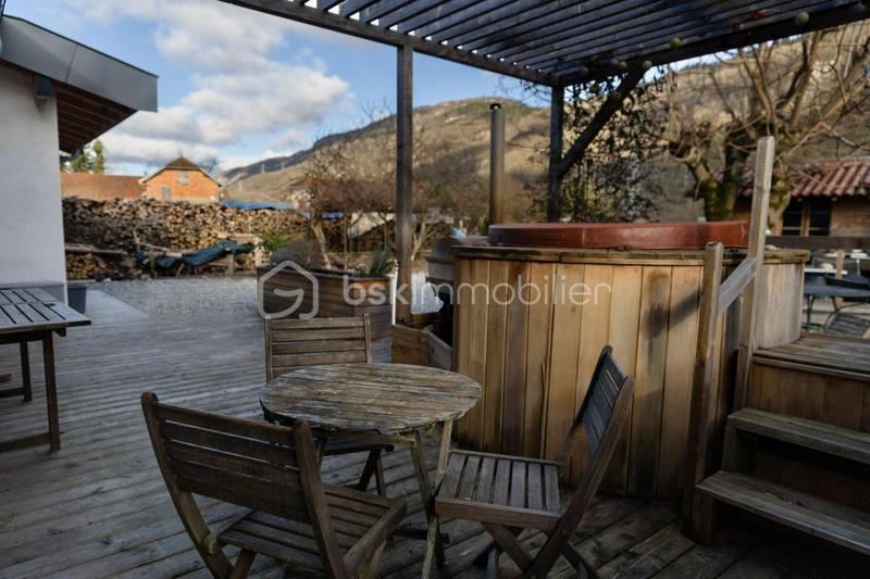 Maison - 87 m² - 3 pièces